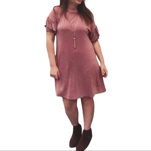 Wonderly Dress Ruffle Short Sleeve Soft Cozy Rose Mauve Pink Flowy Medium